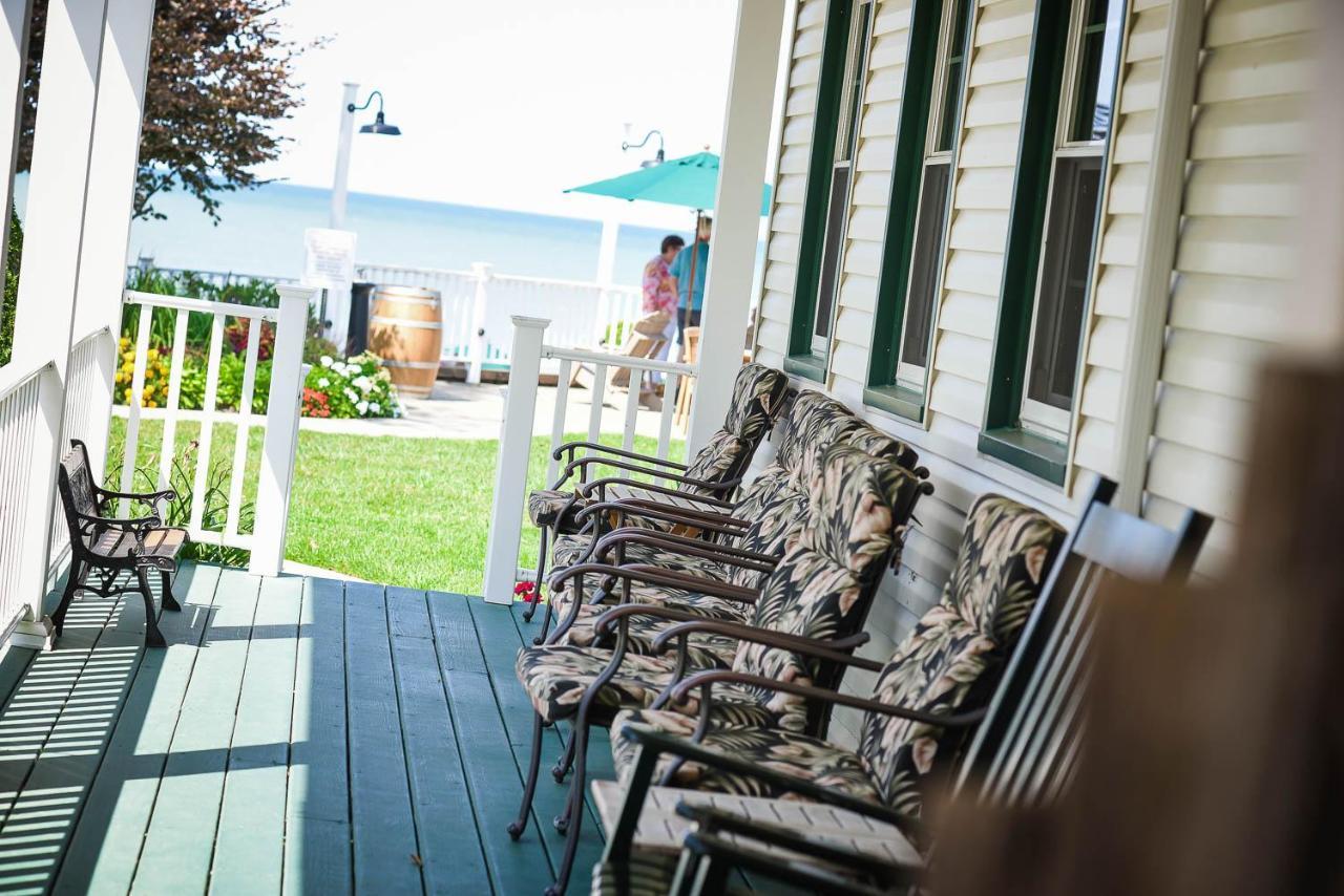 The Lakehouse Inn Geneva Esterno foto